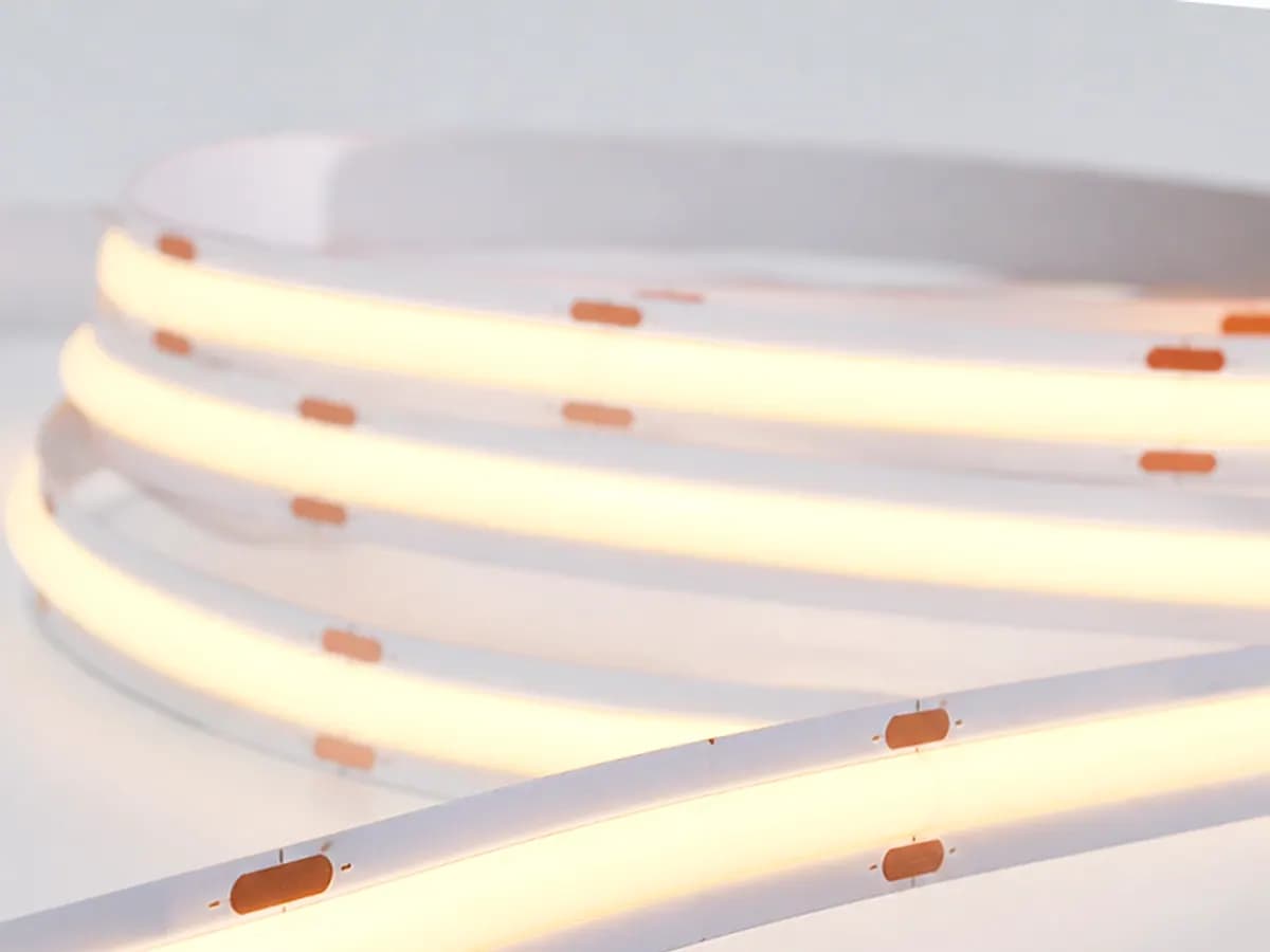 COB LED strip light cutting and connection detail